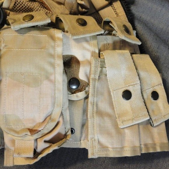 DCU DESERT CAMOUFLAGE FLC LBE LBV LOAD BEARING VEST COMBAT TACTICAL POUCHES 1903 - Picture 9 of 15